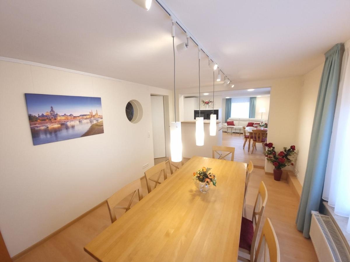 Liebevoll Eingerichtetes Haus Mit Grossem Garten In Dresden - Telefonnummer Und Video Unter Www Fhvn De 외부 사진